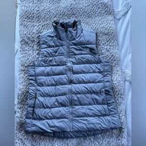 The North Face Women's Light Grey Puffer Vest